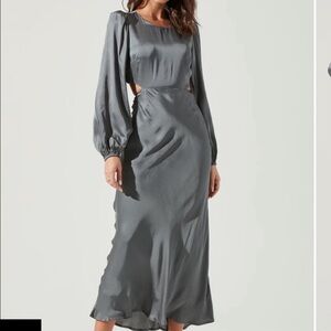 ASTR the Label - Quinn Cutout Long Sleeve Midi Dress - Size XL